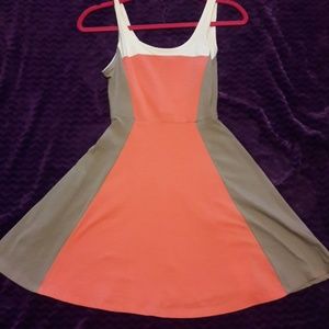 Designer:EXPRESS SKATER DRESS